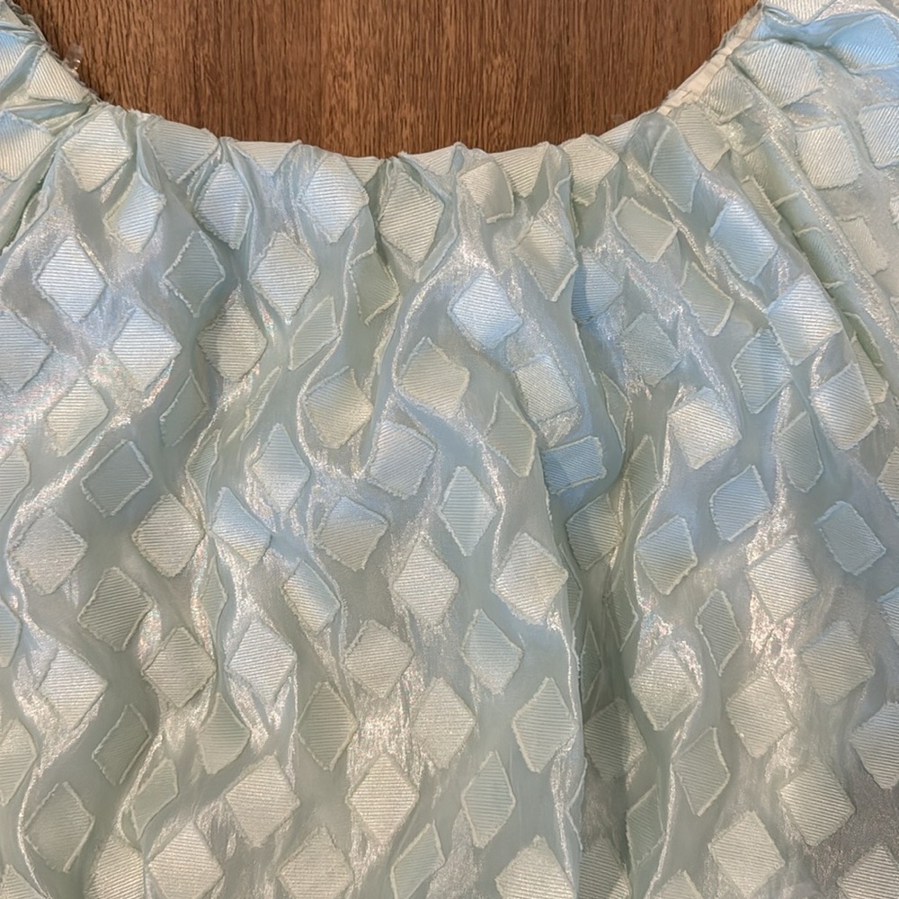 Do+Be Green Pattern Cropped Top - image 2